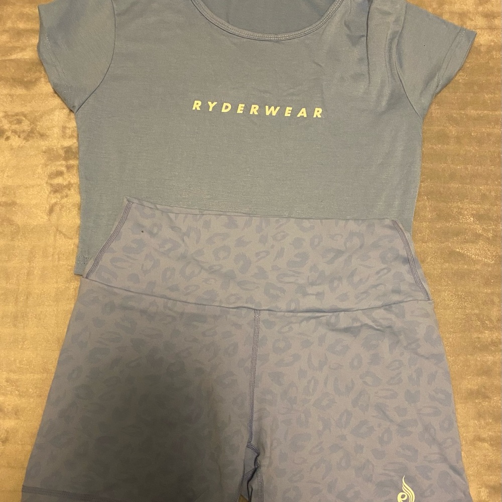 Ryderwear crop top and shorts set